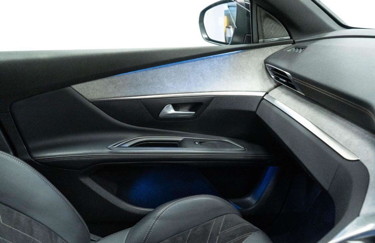 Used Peugeot 5008 2023 for sale - 77930861: Photo 29