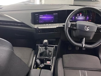 Used Vauxhall Astra 2024 for sale - 76582083: Photo