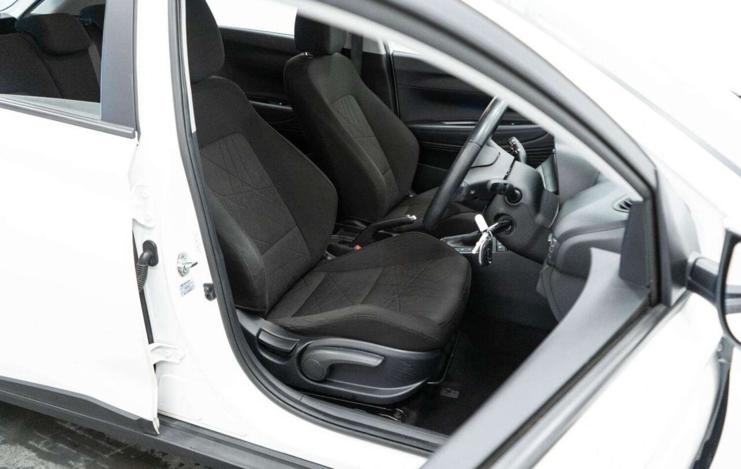 Used Hyundai BAYON 2022 for sale - 77930795: Photo 21