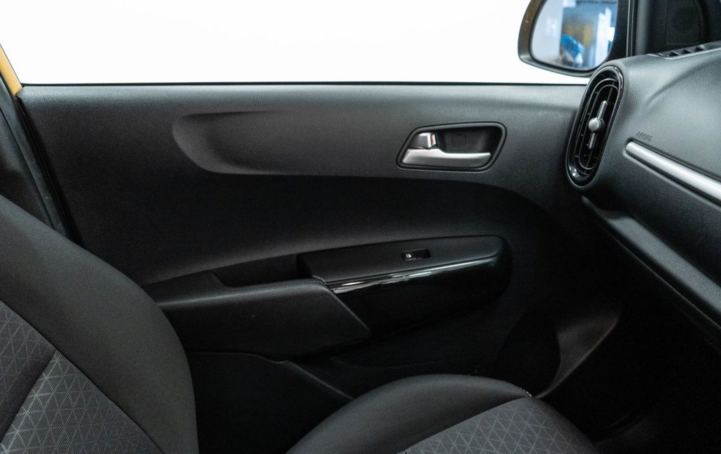 Used Kia Picanto 2022 for sale - 76570493: Photo 31