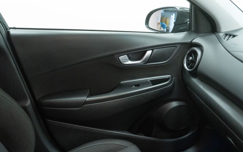 Used Hyundai KONA 2022 for sale - 76841174: Photo 31