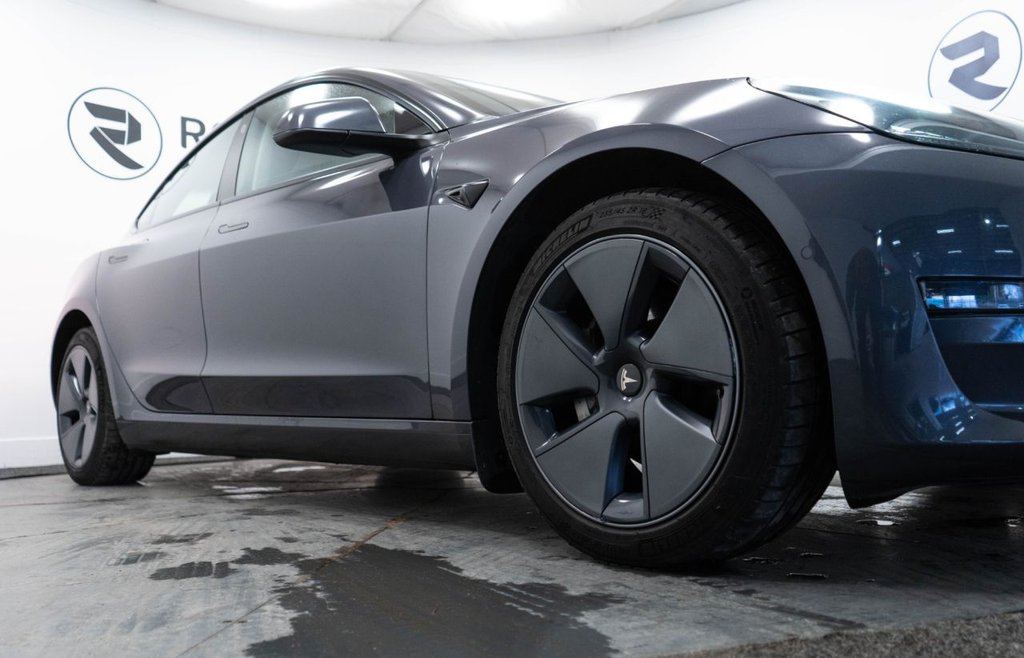 Used Tesla Model 3 2021 for sale - 77451749: Photo 11