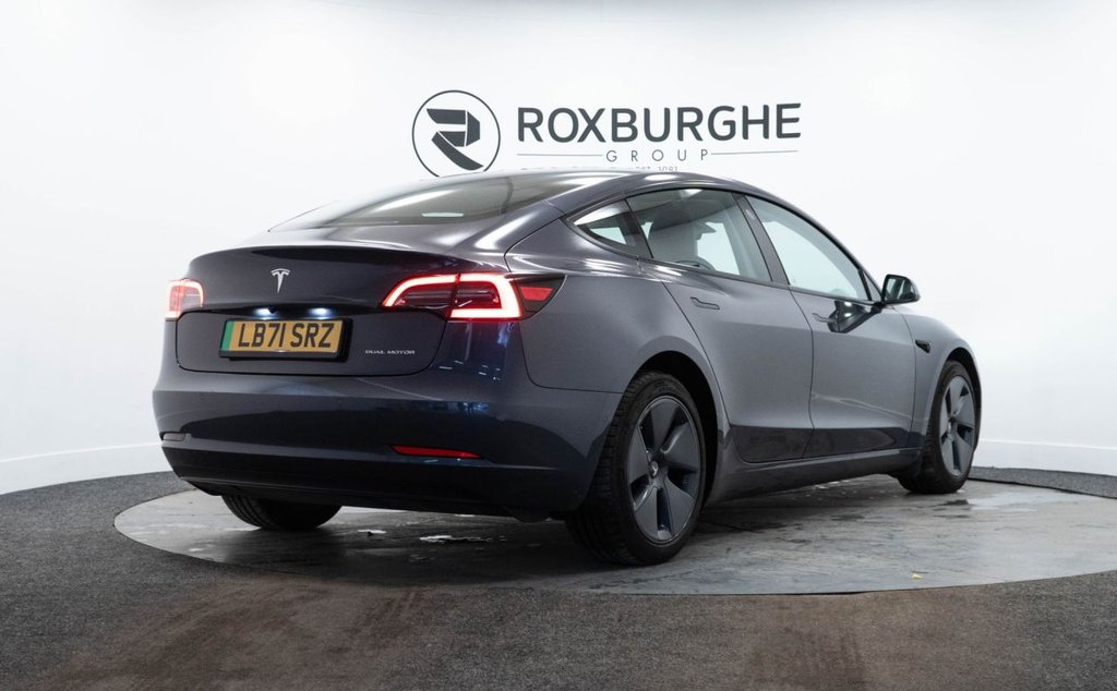 Used Tesla Model 3 2021 for sale - 77451749: Photo 8