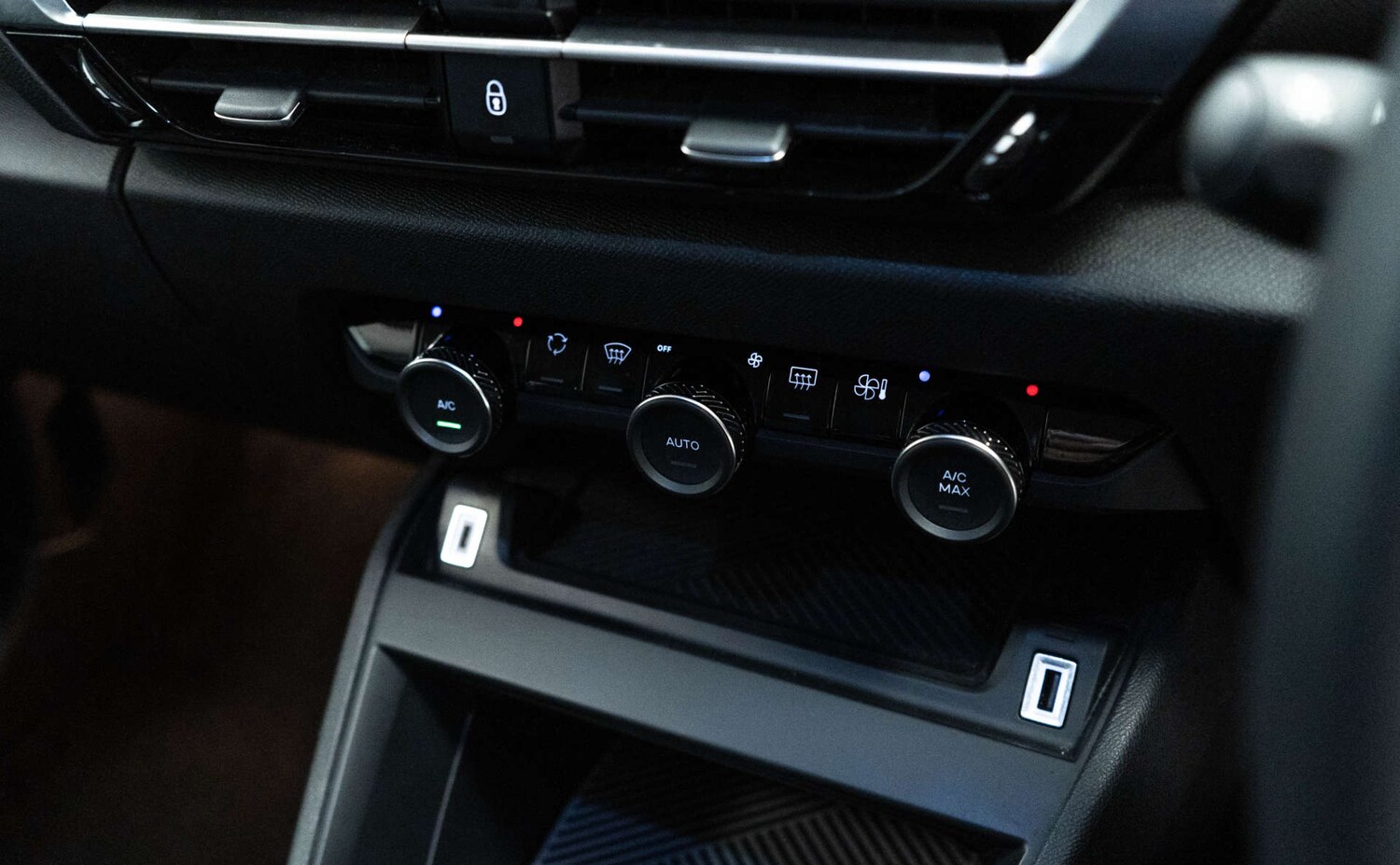 Used Citroen C4 2023 for sale - 78003738: Photo 33