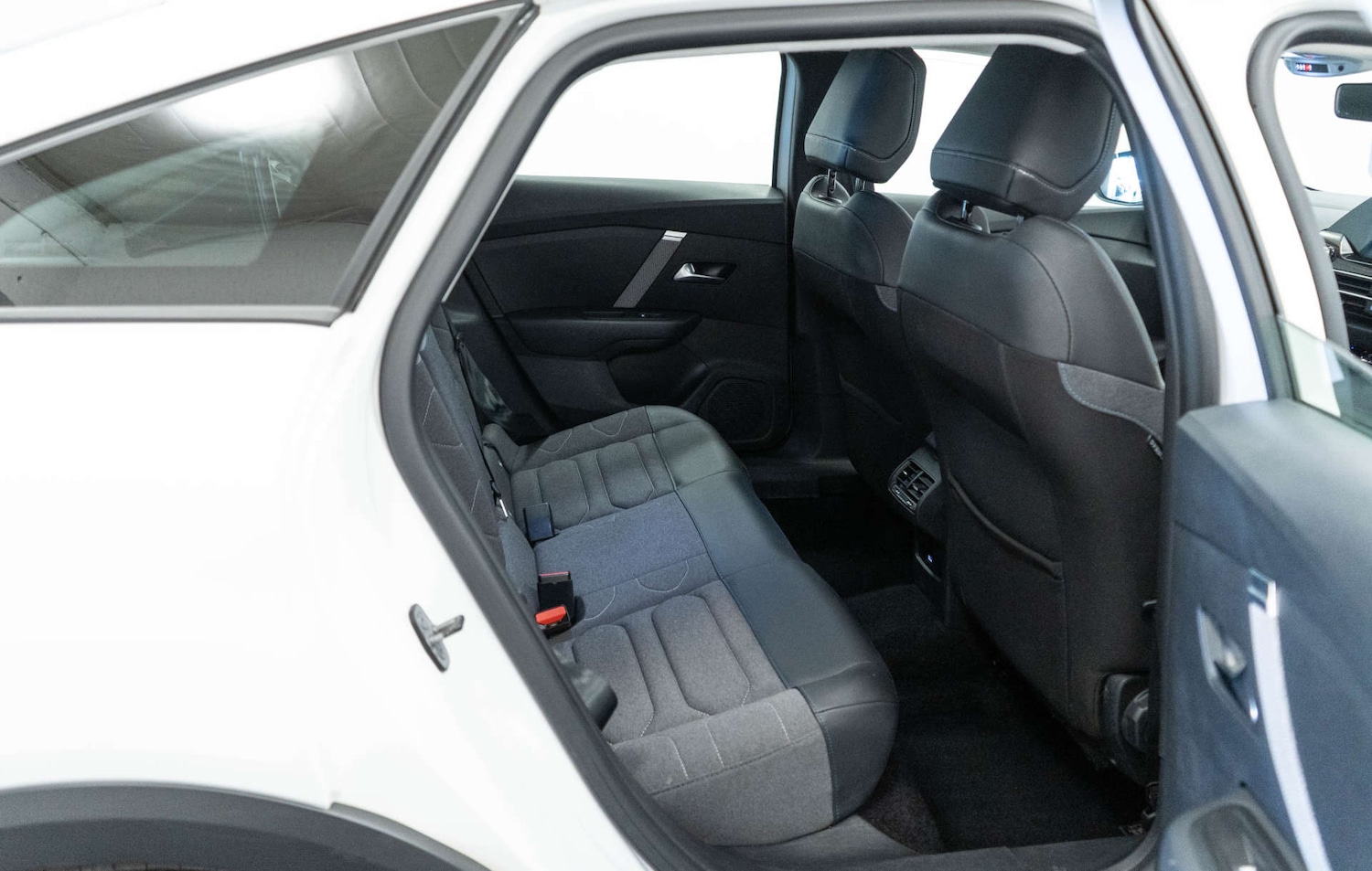 Used Citroen C4 2023 for sale - 78003738: Photo 36