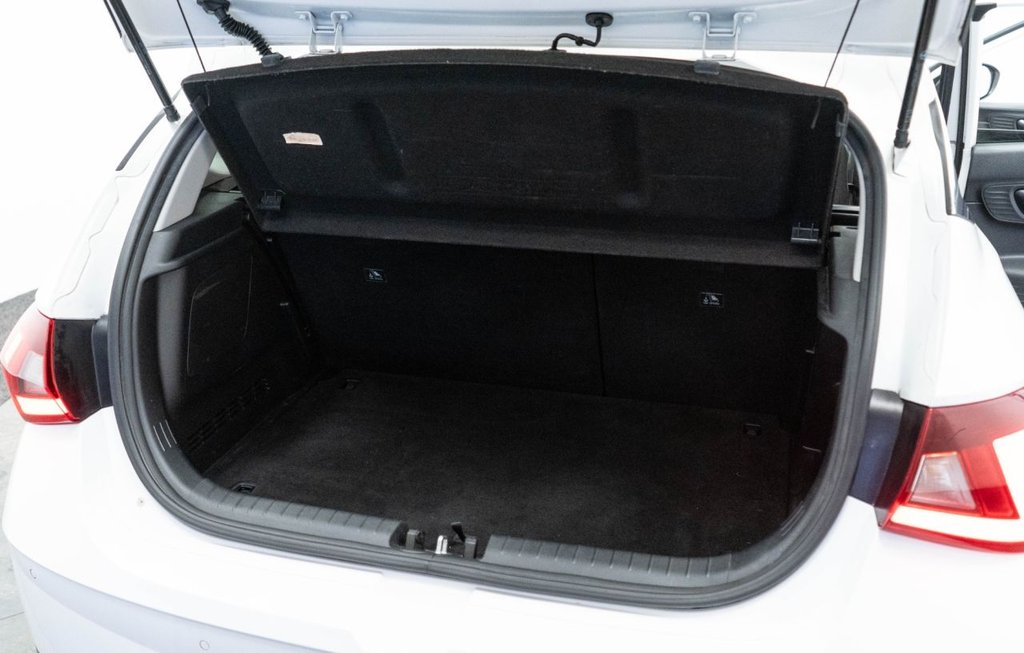 Used Hyundai i20 2022 for sale - 76291310: Photo 33