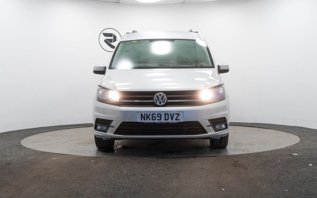 Used Volkswagen Caddy Maxi Life 2019 for sale - 77249873: Photo 2