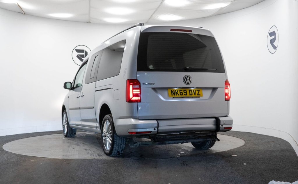 Used Volkswagen Caddy Maxi Life 2019 for sale - 77249873: Photo 5