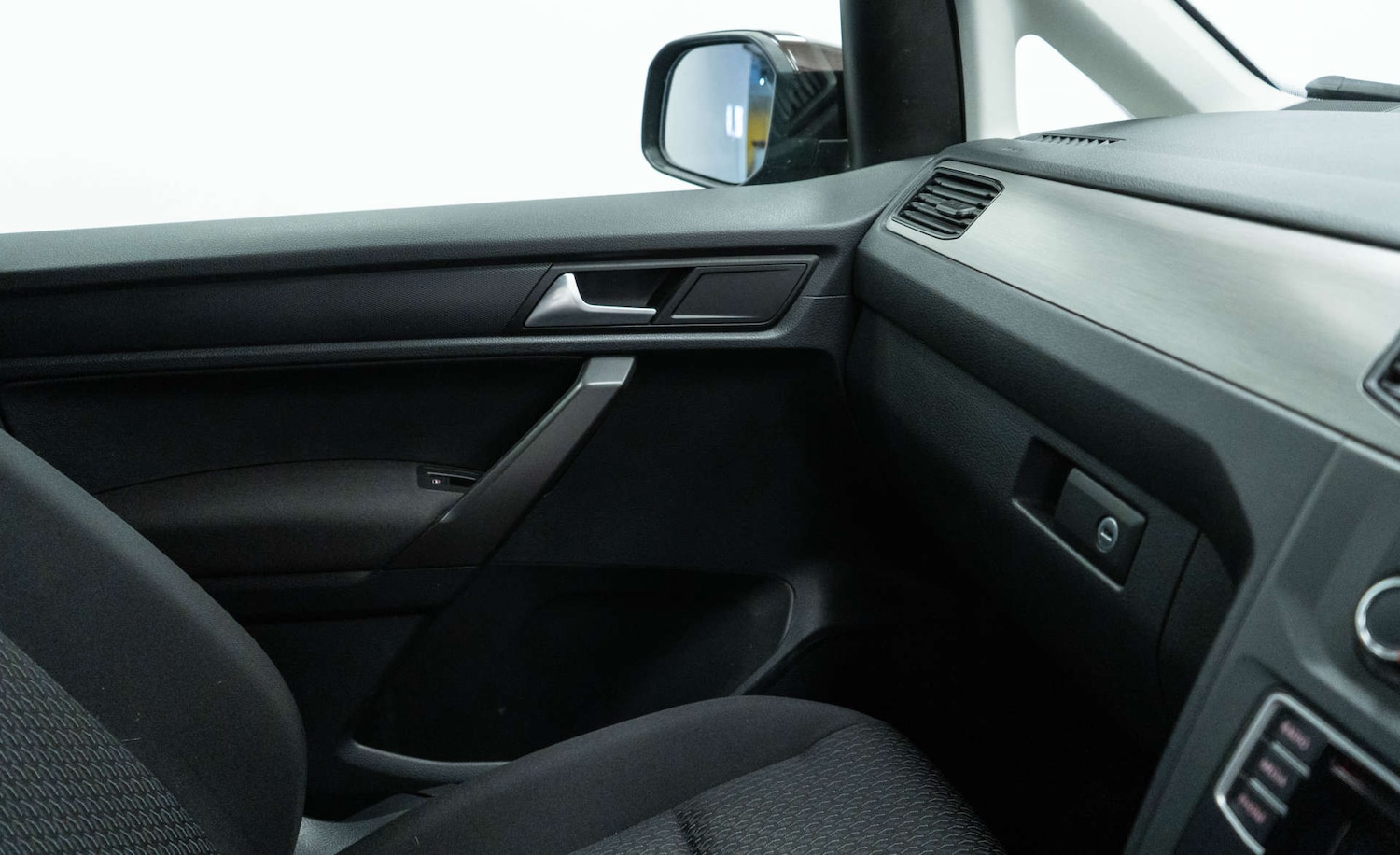 Used Volkswagen Caddy Maxi Life 2019 for sale - 78154494: Photo 32