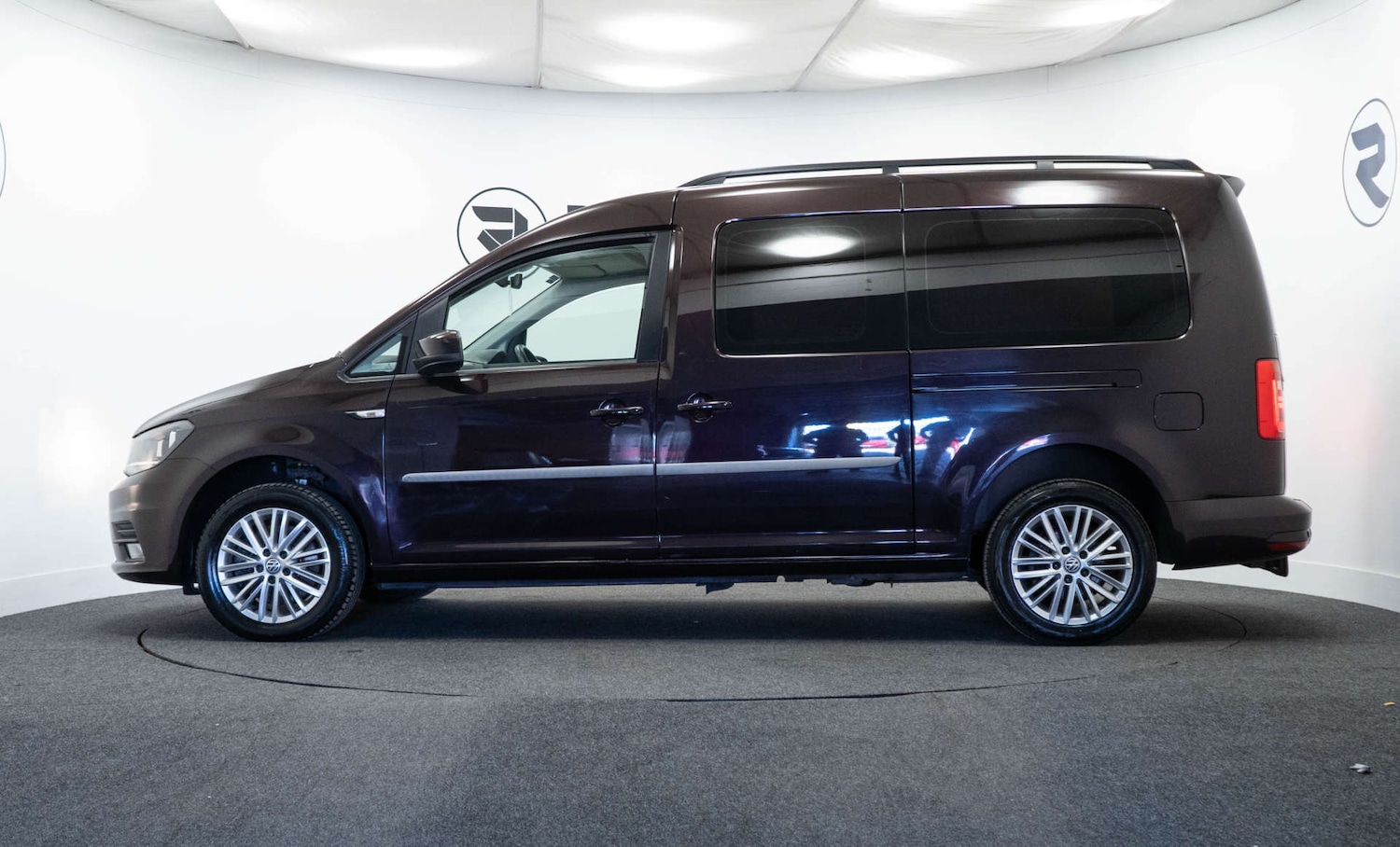 Used Volkswagen Caddy Maxi Life 2019 for sale - 78154494: Photo 4