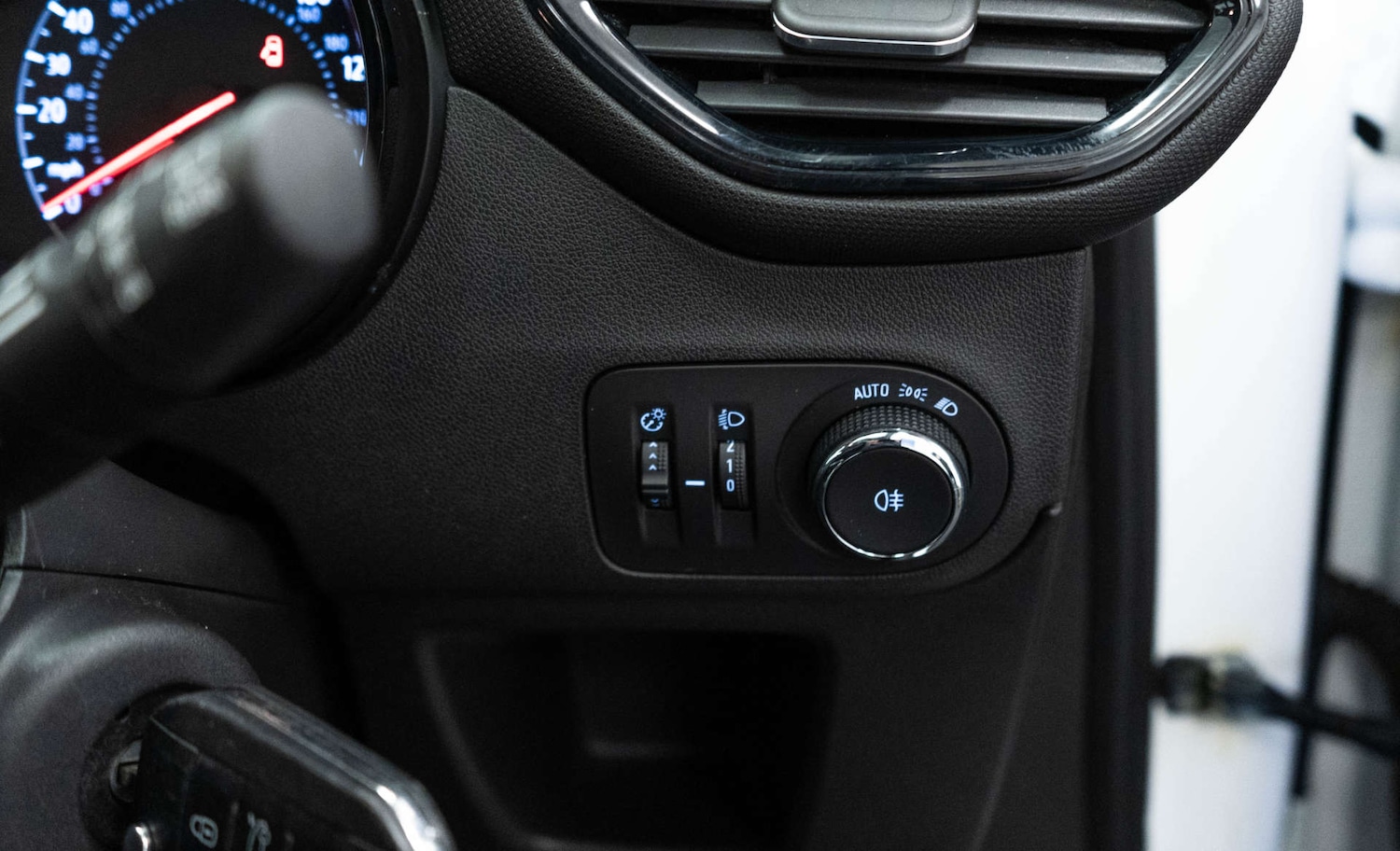 Used Vauxhall Crossland 2022 for sale - 78003853: Photo 25