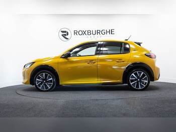 Used Peugeot 208 2022 for sale - 77780372: Photo