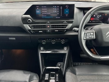 Used Citroen C4 2022 for sale - 76582086: Photo