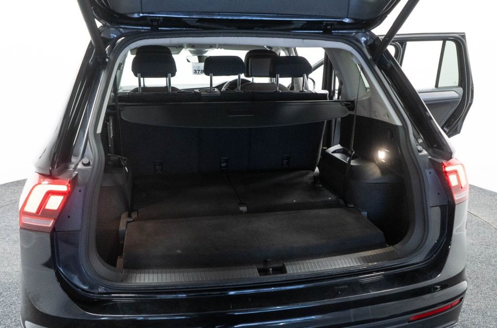 Used Volkswagen Tiguan Allspace 2020 for sale - 77621137: Photo 32