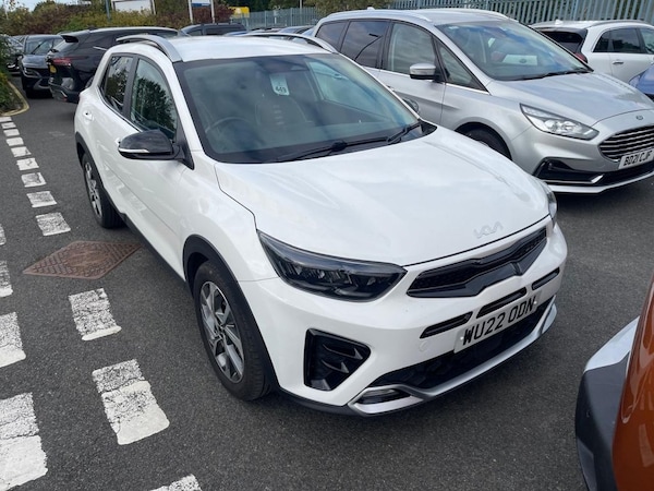 Used Kia Stonic 2022 for sale - 76235755: Photo 1