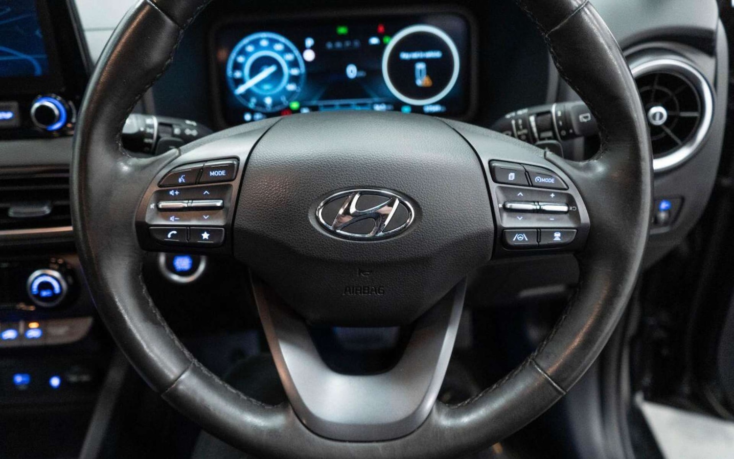 Used Hyundai KONA 2022 for sale - 77930917: Photo 22