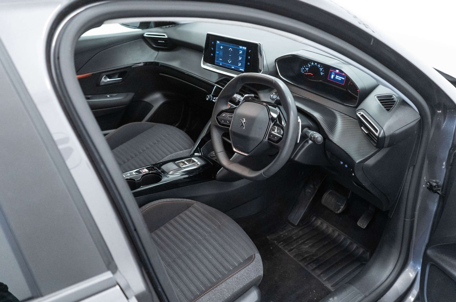 Used Peugeot 208 2023 for sale - 78182076: Photo 25