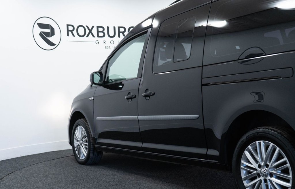 Used Volkswagen Caddy Maxi Life 2017 for sale - 77667092: Photo 20