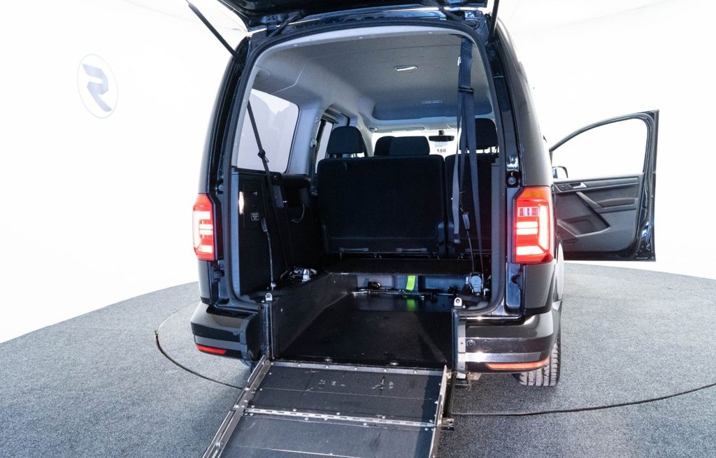 Used Volkswagen Caddy Maxi Life 2017 for sale - 77667092: Photo 33