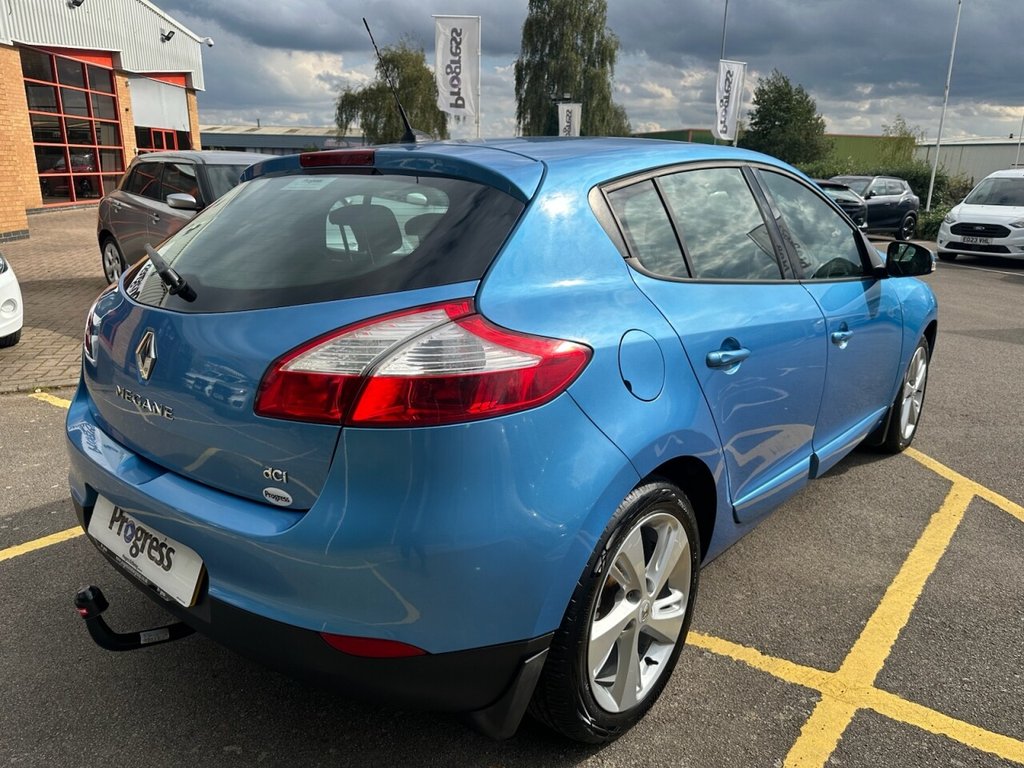 Used Renault Megane 2013 for sale - 76092797: Photo 9