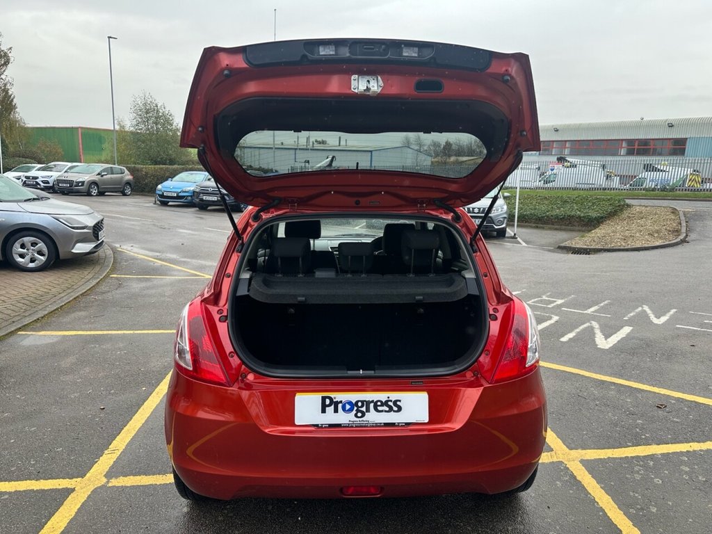 Used Suzuki Swift 2012 for sale - 76654684: Photo 12