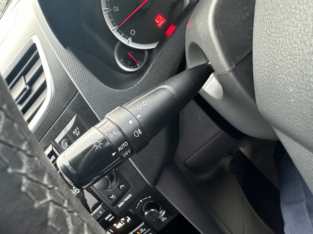 Used Suzuki Swift 2012 for sale - 76654684: Photo 36