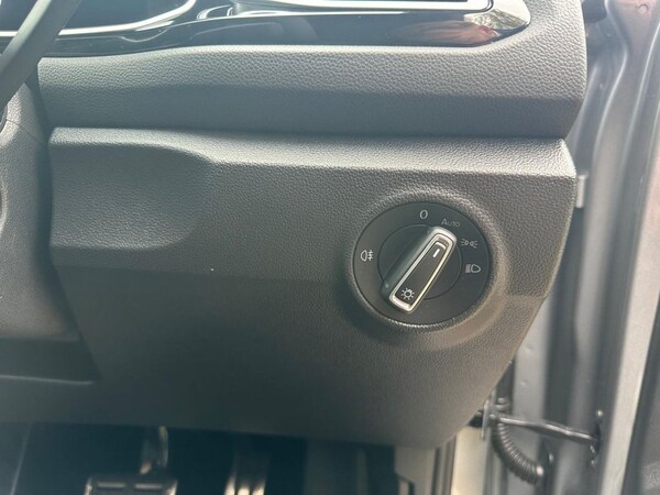 Used Volkswagen T-Roc 2024 for sale - 75698232: Photo 37