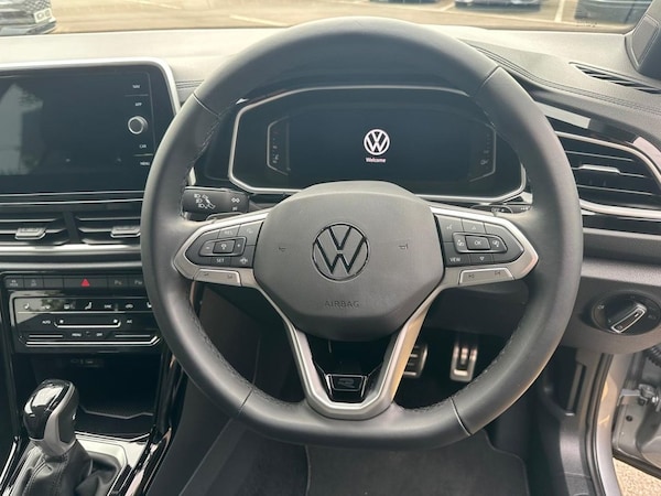 Used Volkswagen T-Roc 2024 for sale - 75698232: Photo 39