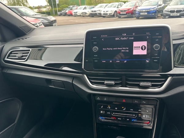 Used Volkswagen T-Roc 2024 for sale - 75698232: Photo 40