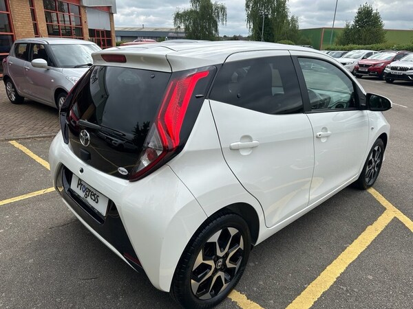 Used Toyota AYGO 2019 for sale - 74676001: Photo 13