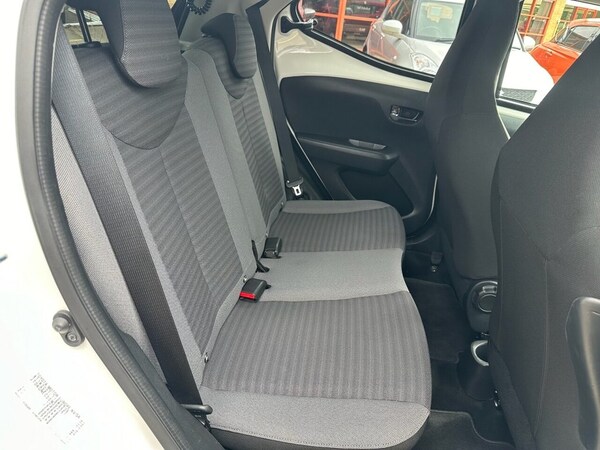 Used Toyota AYGO 2019 for sale - 74676001: Photo 23
