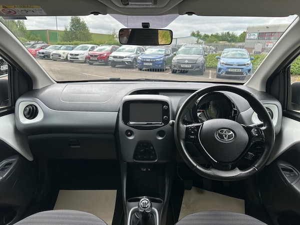 Used Toyota AYGO 2019 for sale - 74676001: Photo 24