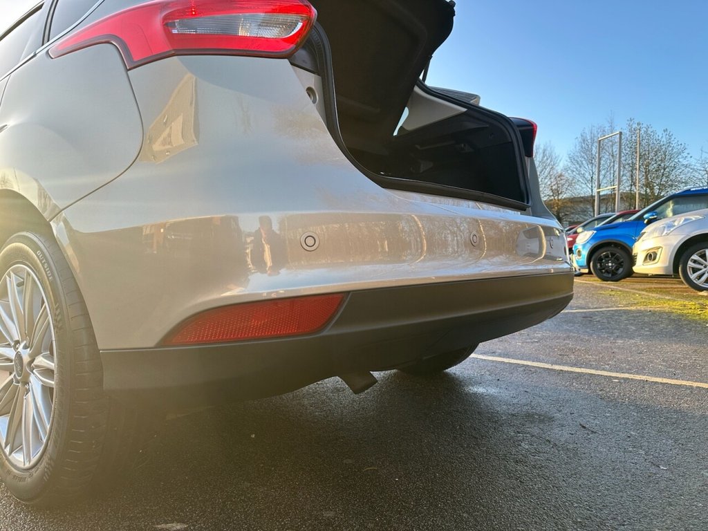 Used Ford Focus 2017 for sale - 76840789: Photo 16