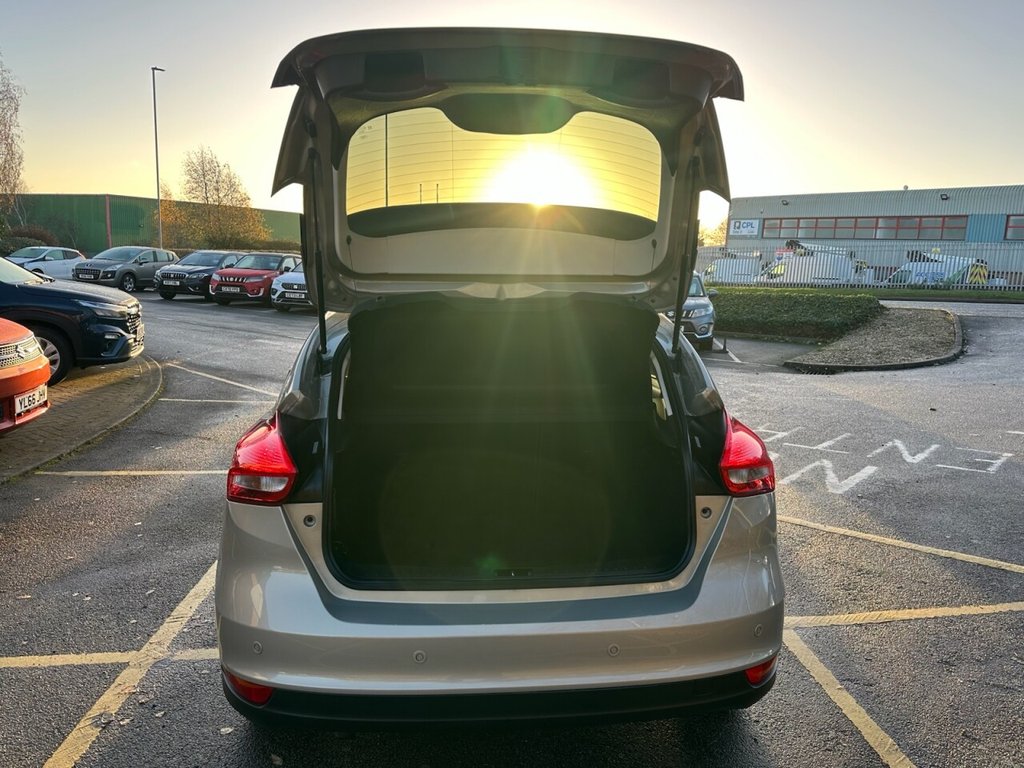 Used Ford Focus 2017 for sale - 76840789: Photo 17