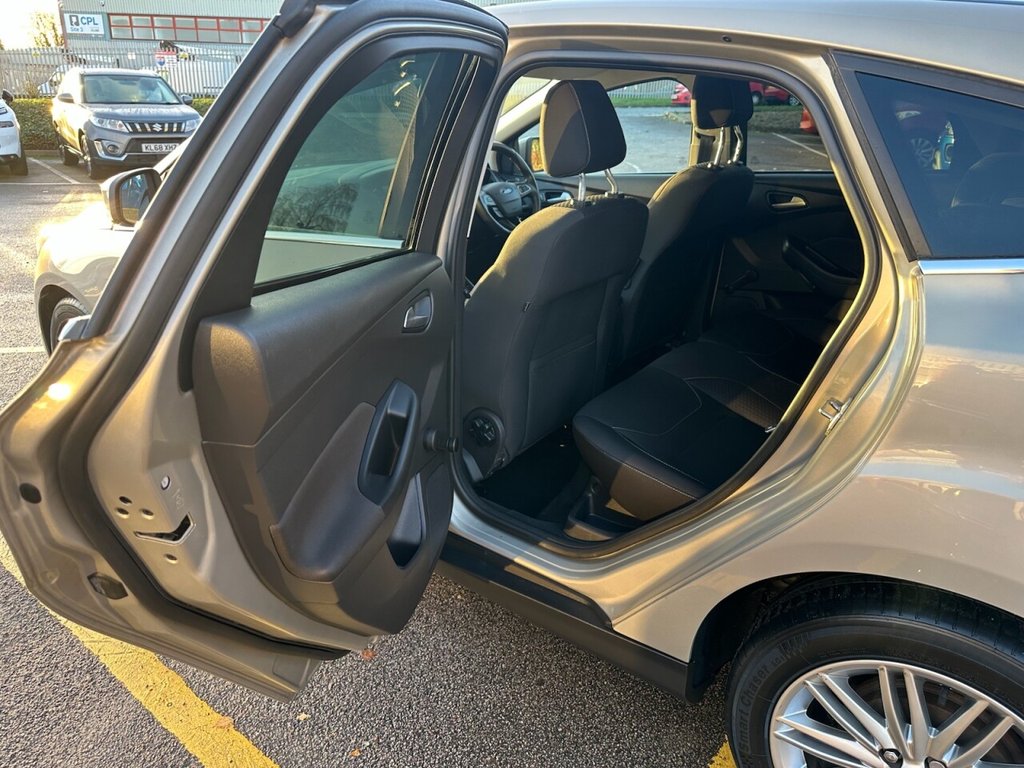 Used Ford Focus 2017 for sale - 76840789: Photo 23