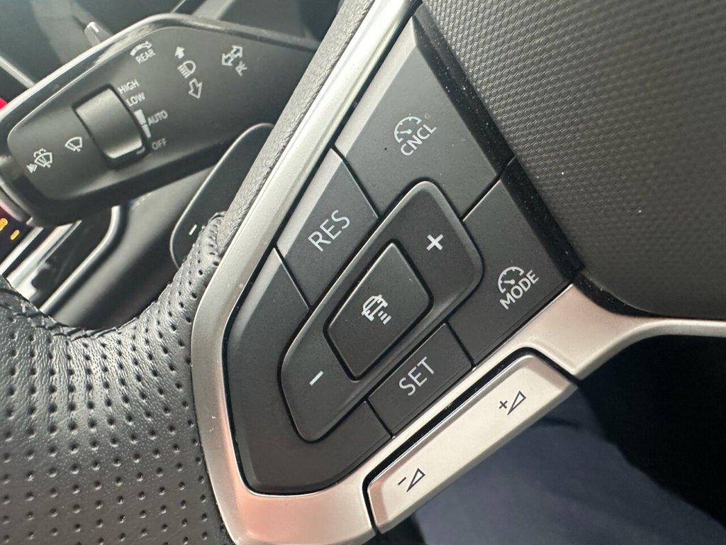Used Volkswagen Tiguan 2024 for sale - 75698228: Photo 45