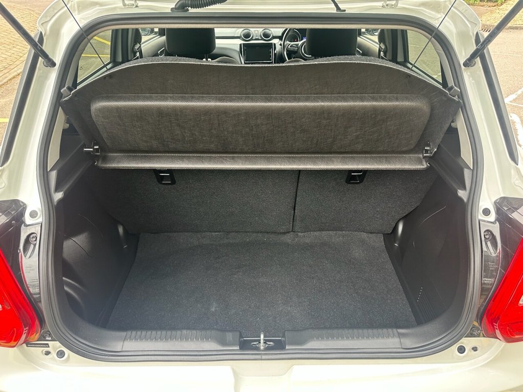 Used Suzuki Swift 2021 for sale - 75815225: Photo 18