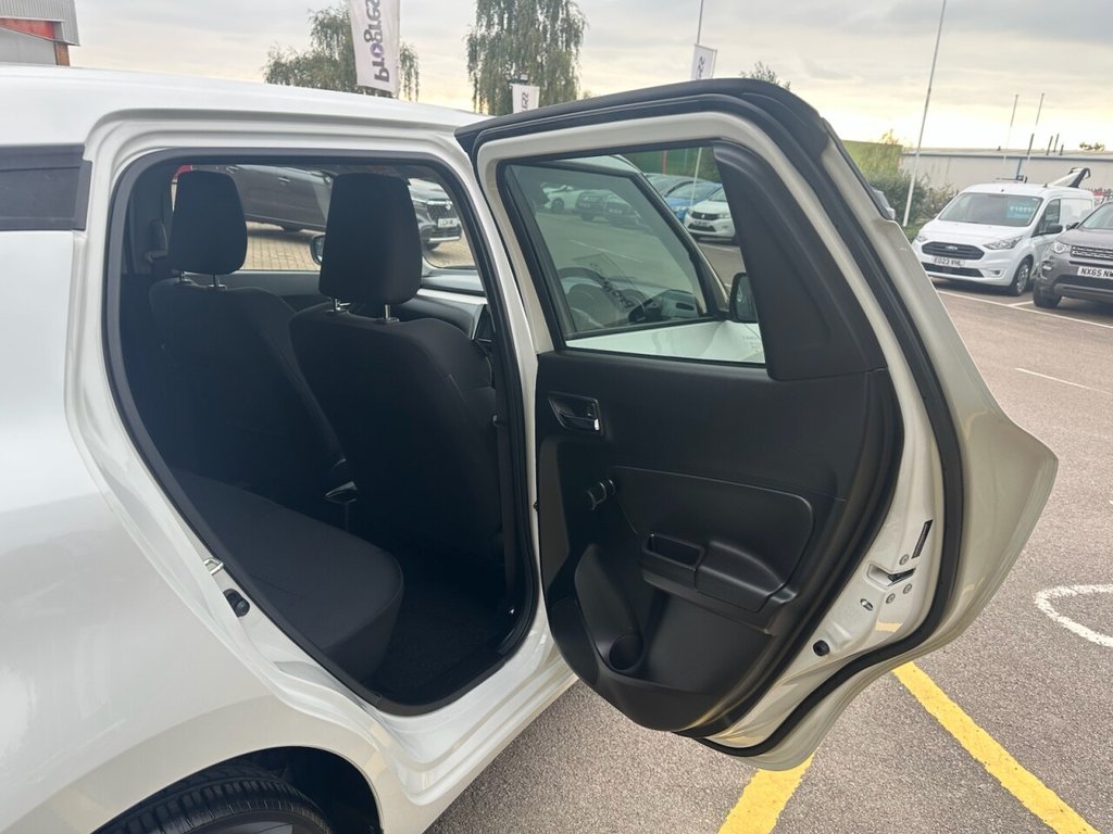 Used Suzuki Swift 2021 for sale - 75815225: Photo 21