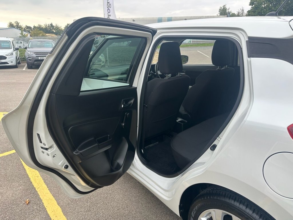 Used Suzuki Swift 2021 for sale - 75815225: Photo 23