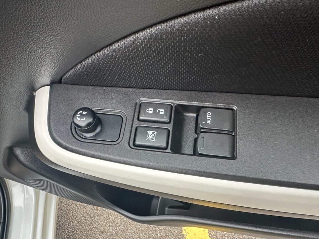 Used Suzuki Swift 2021 for sale - 75815225: Photo 30