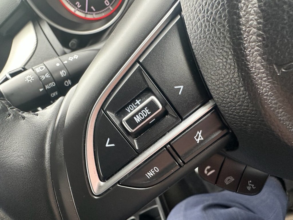 Used Suzuki Swift 2021 for sale - 75815225: Photo 35