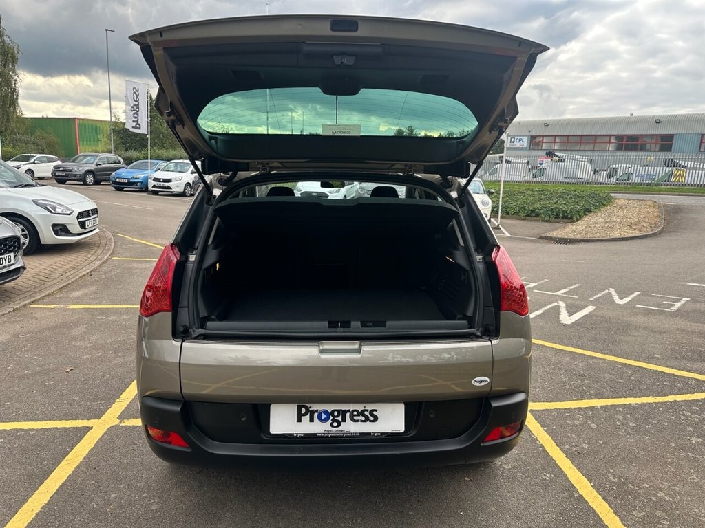 Used Peugeot 3008 2011 for sale - 76039843: Photo 14