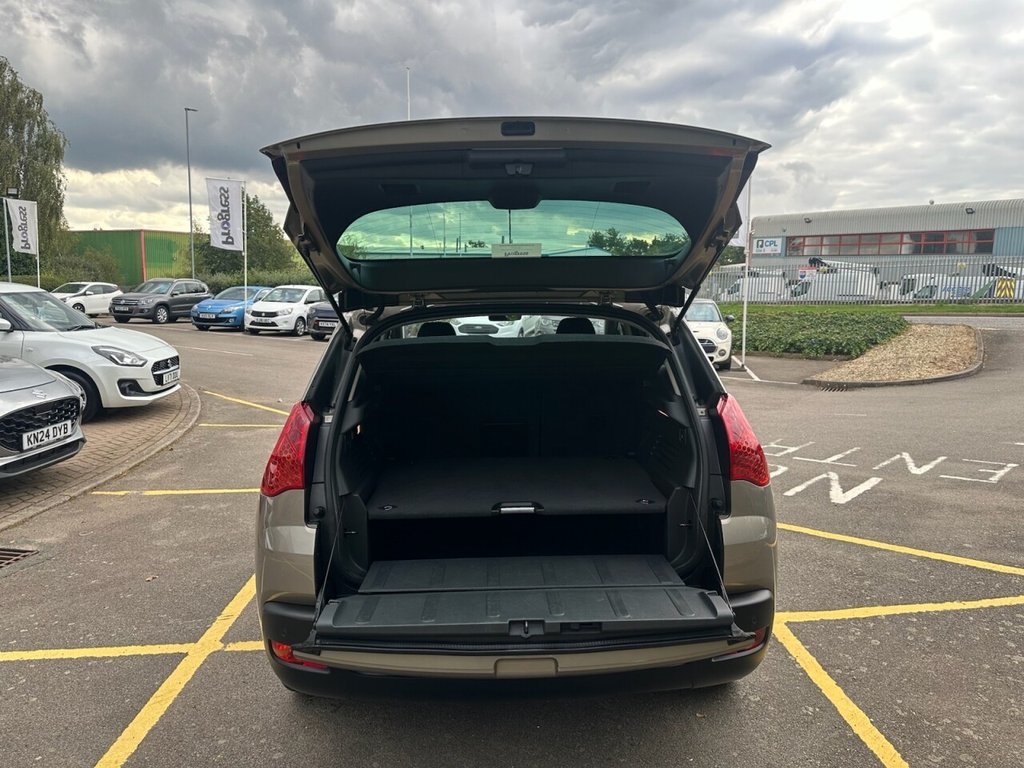 Used Peugeot 3008 2011 for sale - 76039843: Photo 15