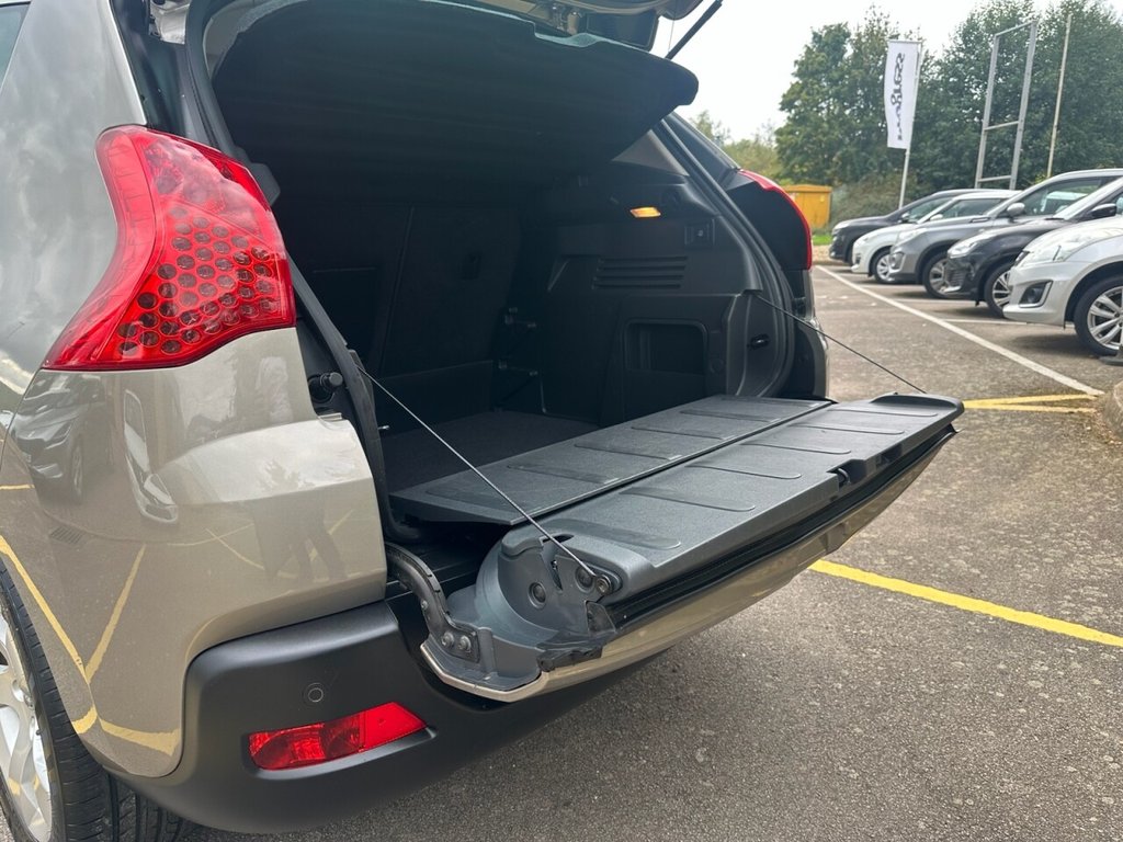 Used Peugeot 3008 2011 for sale - 76039843: Photo 17