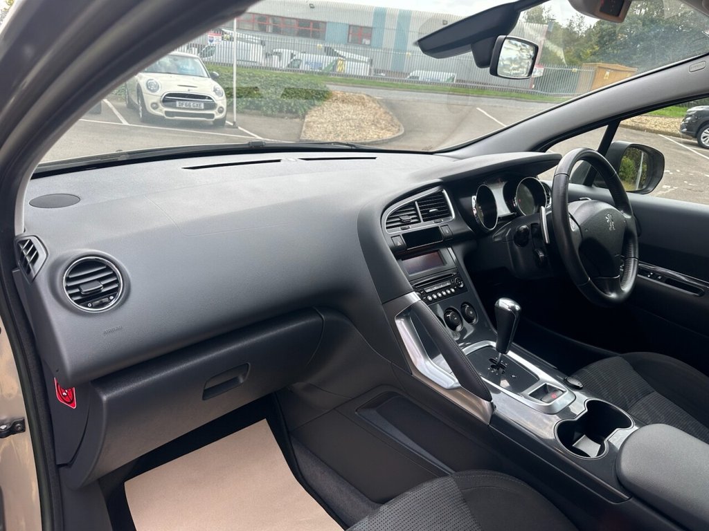 Used Peugeot 3008 2011 for sale - 76039843: Photo 22