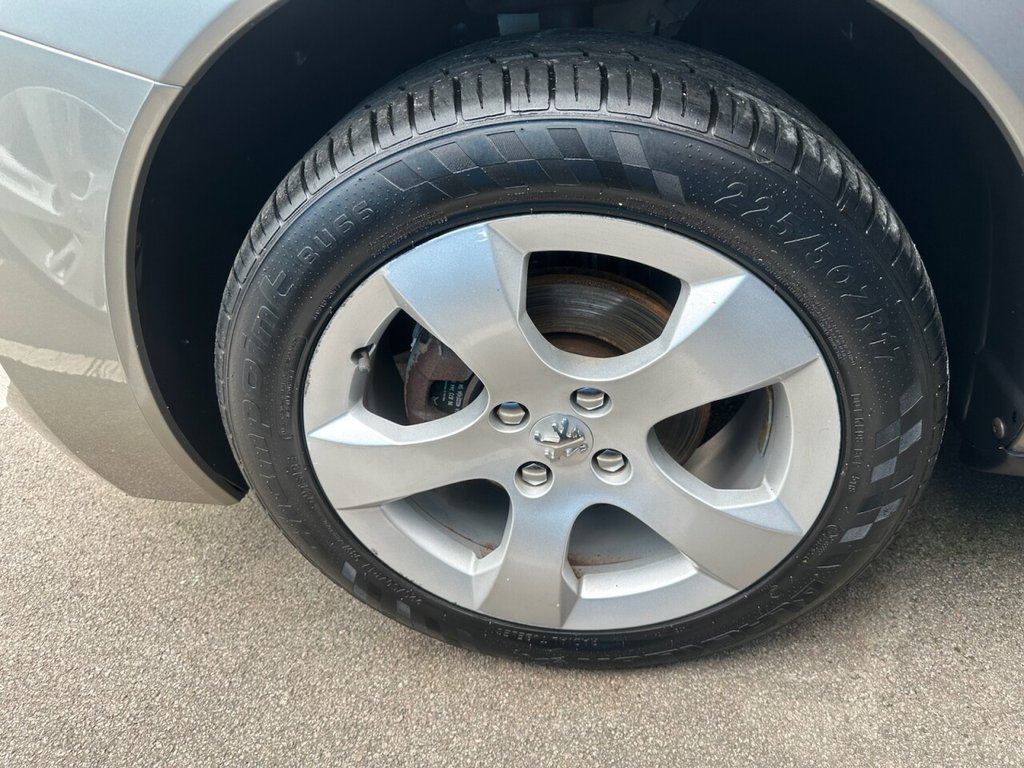 Used Peugeot 3008 2011 for sale - 76039843: Photo 39