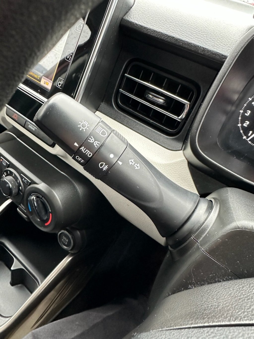 Used Suzuki Ignis 2018 for sale - 77498435: Photo 33