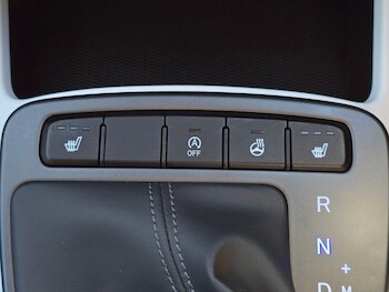 Used Hyundai i10 2023 for sale - 78029809: Photo