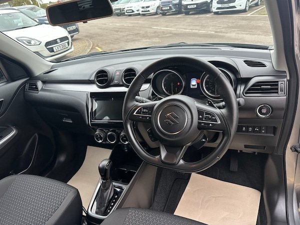 Used Suzuki Swift 2023 for sale - 76256792: Photo 25