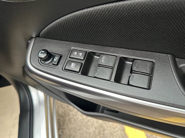 Used Suzuki Swift 2023 for sale - 76256792: Photo 28